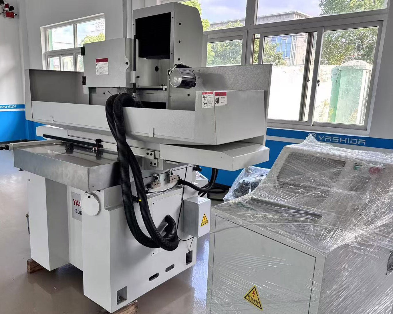 不同材質(zhì)工件的平面磨床使用差異:不銹鋼 / 鑄鐵操作要點(diǎn) 不同材質(zhì)工件的平面磨床使用差異:不銹鋼 / 鑄鐵操作要點(diǎn)